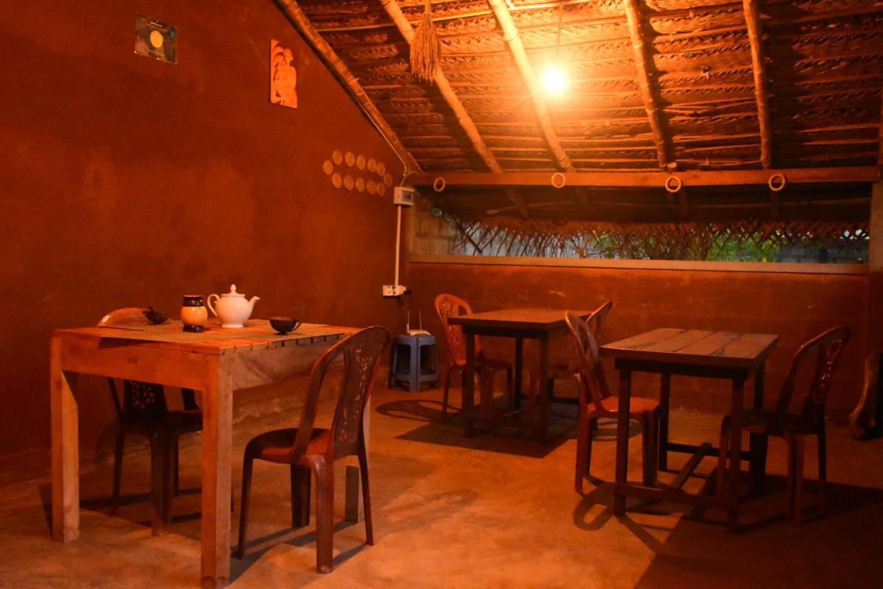Kuma Safari Lodge Удавалаве Екстер'єр фото